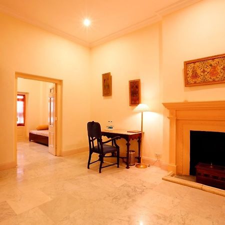 The Lallgarh Palace A Heritage Hotel Биканер Екстериор снимка