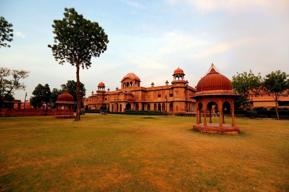 The Lallgarh Palace A Heritage Hotel Биканер Екстериор снимка