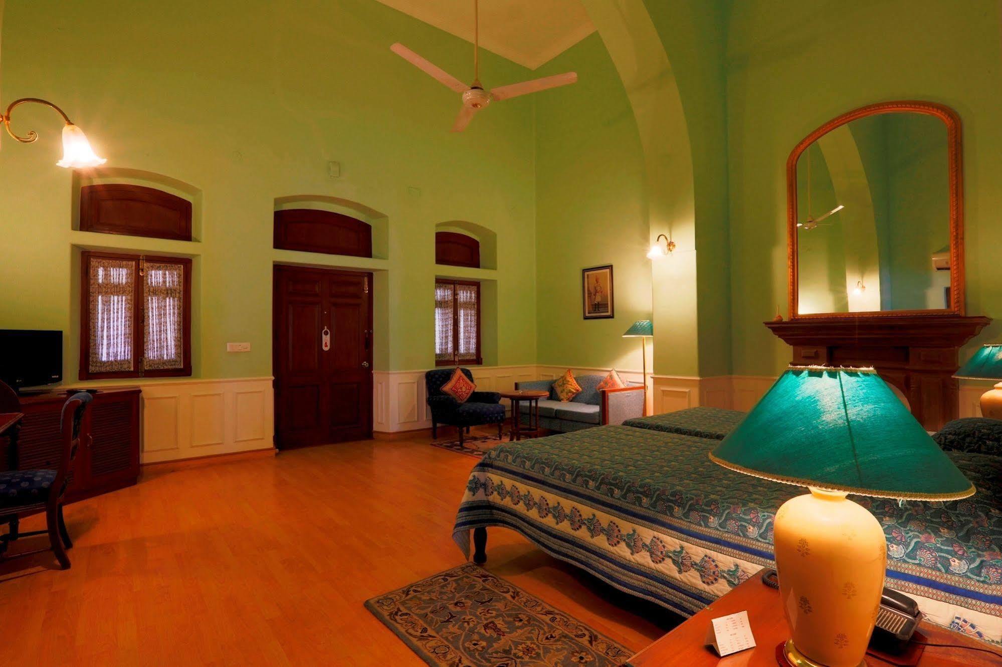 The Lallgarh Palace A Heritage Hotel Биканер Екстериор снимка